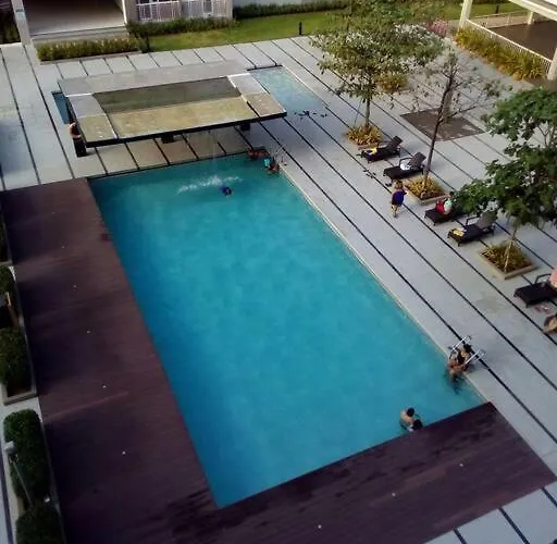 George 2br Netflix Pool Wi-fi Trees Residences Qc Manila