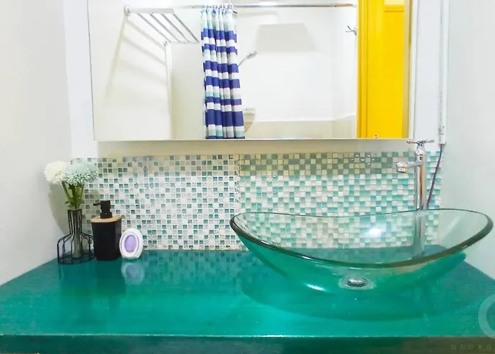 George 2br Netflix Pool Wi-fi Trees Residences Qc * Manila