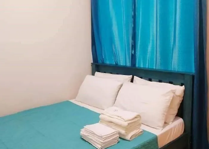 George 2br Netflix Pool Wi-fi Trees Residences Qc