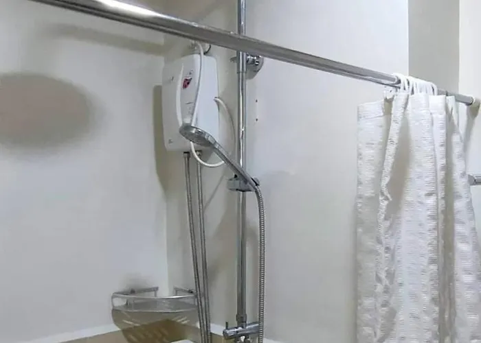 George 2br Netflix Pool Wi-fi Trees Residences Qc Apartment *